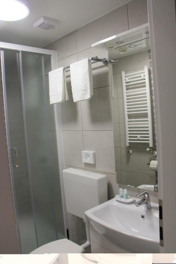 Apartments Borna 2 Загреб Екстериор снимка